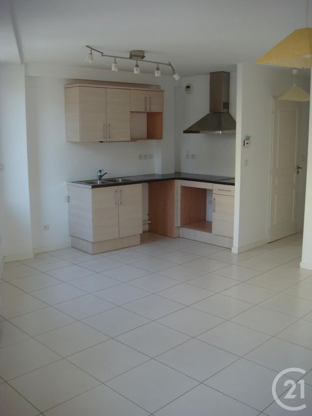 Appartement T3 à vendre - 3 pièces - 48.45 m2 - ELNE - 66 - LANGUEDOC-ROUSSILLON - Century 21 Carré D'As Immobilier