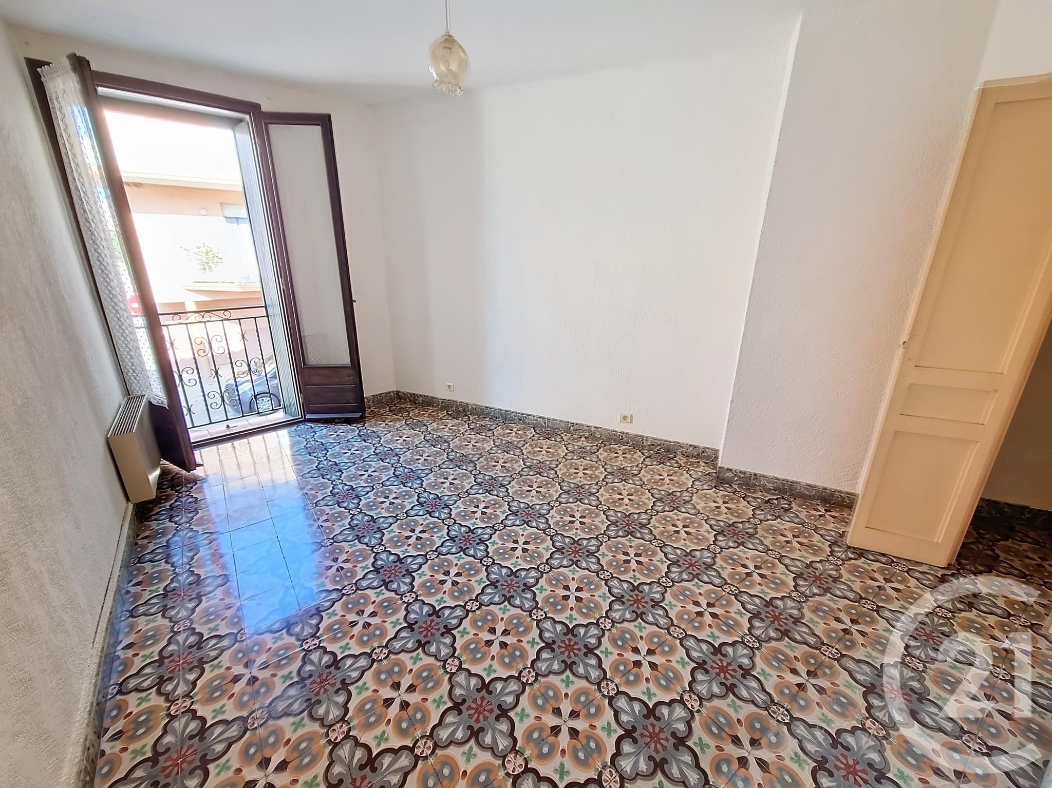 maison à vendre - 3 pièces - 88.0 m2 - LATOUR BAS ELNE - 66 - LANGUEDOC-ROUSSILLON - Century 21 Carré D'As Immobilier — 8