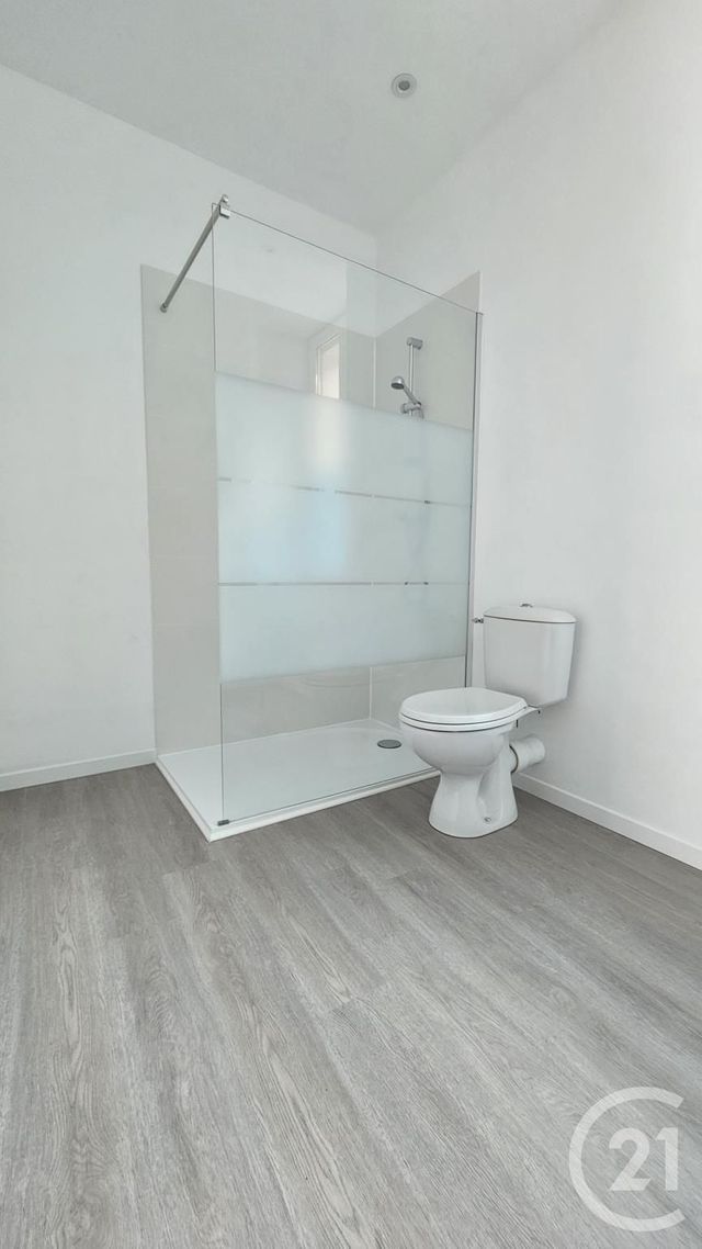 Appartement F3 à vendre - 3 pièces - 62.55 m2 - ELNE - 66 - LANGUEDOC-ROUSSILLON - Century 21 Carré D'As Immobilier