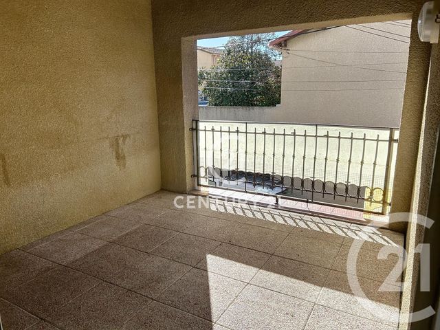 Appartement F3 à vendre - 3 pièces - 59.2 m2 - ELNE - 66 - LANGUEDOC-ROUSSILLON - Century 21 Carré D'As Immobilier