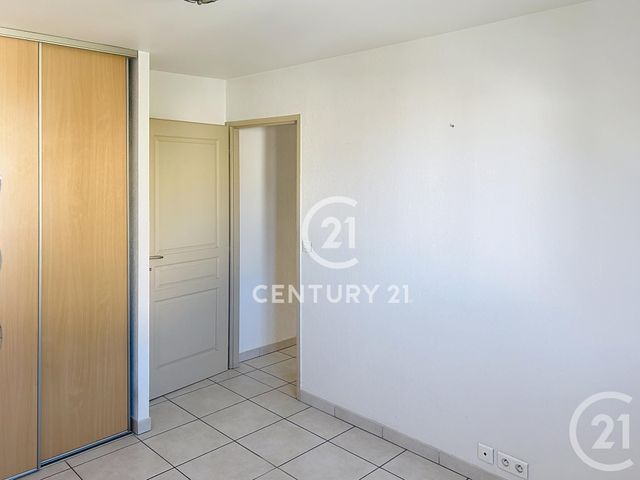 Appartement F3 à vendre - 3 pièces - 59.2 m2 - ELNE - 66 - LANGUEDOC-ROUSSILLON - Century 21 Carré D'As Immobilier