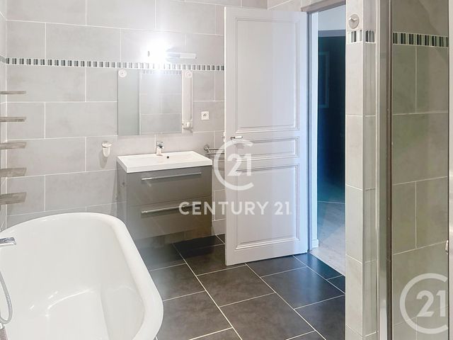 Appartement F3 à vendre - 3 pièces - 75.0 m2 - ELNE - 66 - LANGUEDOC-ROUSSILLON - Century 21 Carré D'As Immobilier