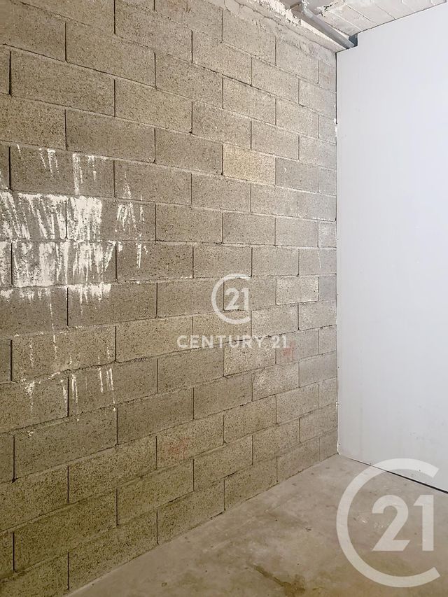 Appartement F3 à vendre - 3 pièces - 75.0 m2 - ELNE - 66 - LANGUEDOC-ROUSSILLON - Century 21 Carré D'As Immobilier