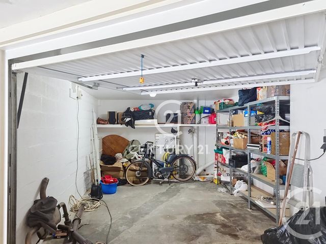 Afficher la photo en grand parking à vendre - 22.0 m2 - ELNE - 66 - LANGUEDOC-ROUSSILLON - Century 21 Carré D'As Immobilier