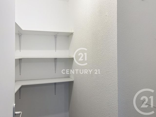 Appartement F3 à vendre - 3 pièces - 92.6 m2 - ELNE - 66 - LANGUEDOC-ROUSSILLON - Century 21 Carré D'As Immobilier