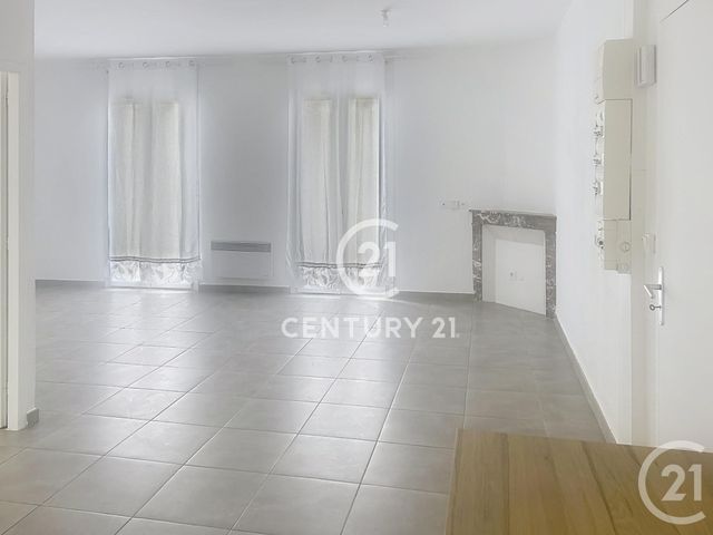 Appartement F3 à vendre - 3 pièces - 92.6 m2 - ELNE - 66 - LANGUEDOC-ROUSSILLON - Century 21 Carré D'As Immobilier