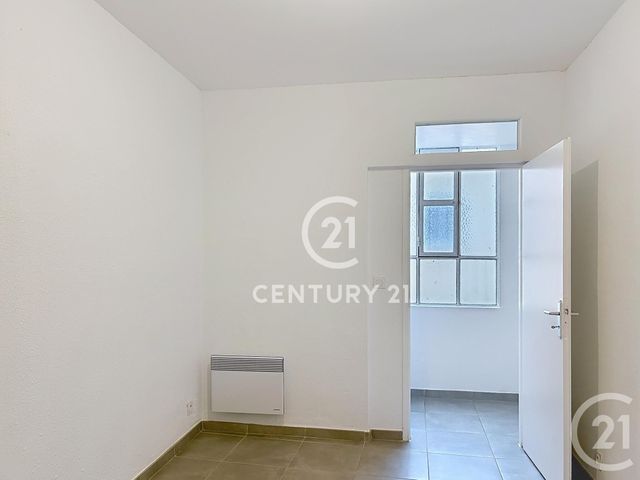 Appartement F3 à vendre - 3 pièces - 92.6 m2 - ELNE - 66 - LANGUEDOC-ROUSSILLON - Century 21 Carré D'As Immobilier
