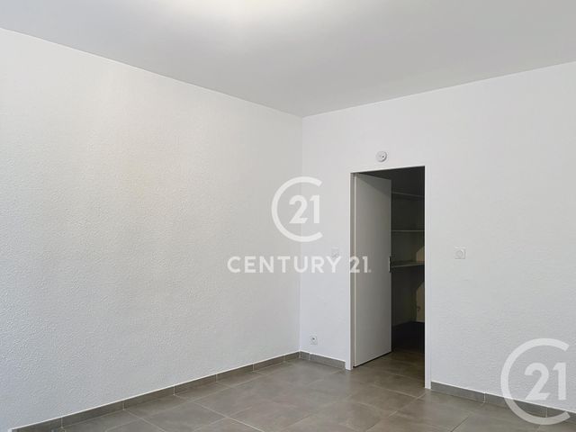 Appartement F3 à vendre - 3 pièces - 92.6 m2 - ELNE - 66 - LANGUEDOC-ROUSSILLON - Century 21 Carré D'As Immobilier