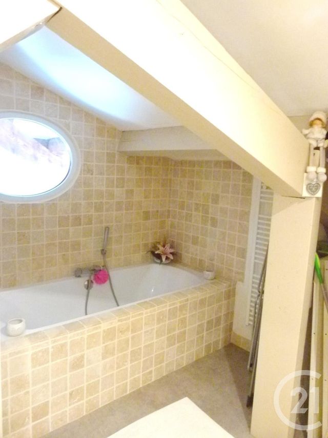 Appartement Duplex à vendre - 3 pièces - 58.0 m2 - ELNE - 66 - LANGUEDOC-ROUSSILLON - Century 21 Carré D'As Immobilier