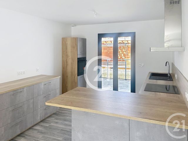 maison à louer - 4 pièces - 86.1 m2 - ELNE - 66 - LANGUEDOC-ROUSSILLON - Century 21 Carré D'As Immobilier