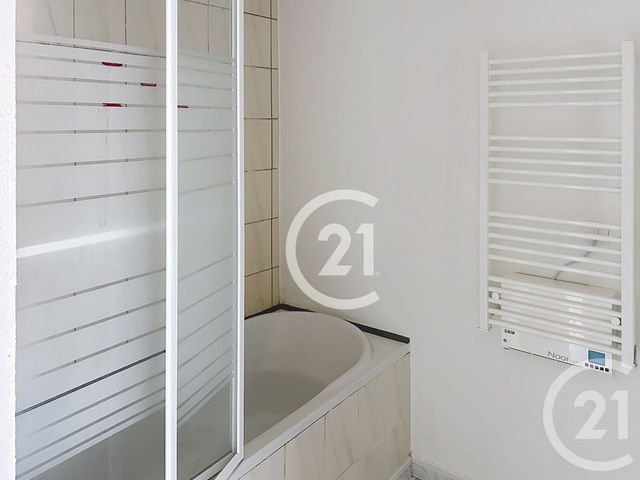 maison à louer - 4 pièces - 62.35 m2 - ELNE - 66 - LANGUEDOC-ROUSSILLON - Century 21 Carré D'As Immobilier