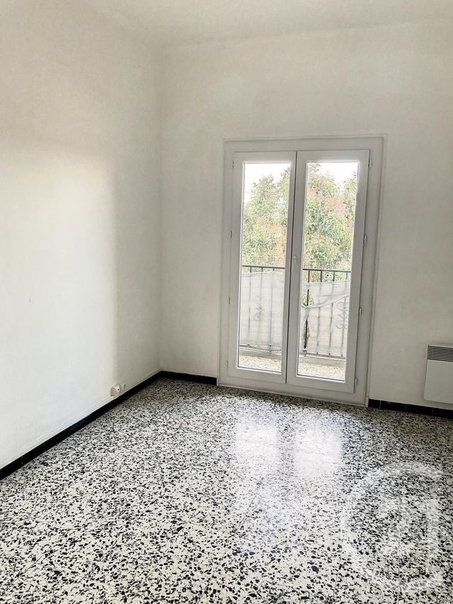 Appartement F4 à louer - 4 pièces - 81.06 m2 - ELNE - 66 - LANGUEDOC-ROUSSILLON - Century 21 Carré D'As Immobilier