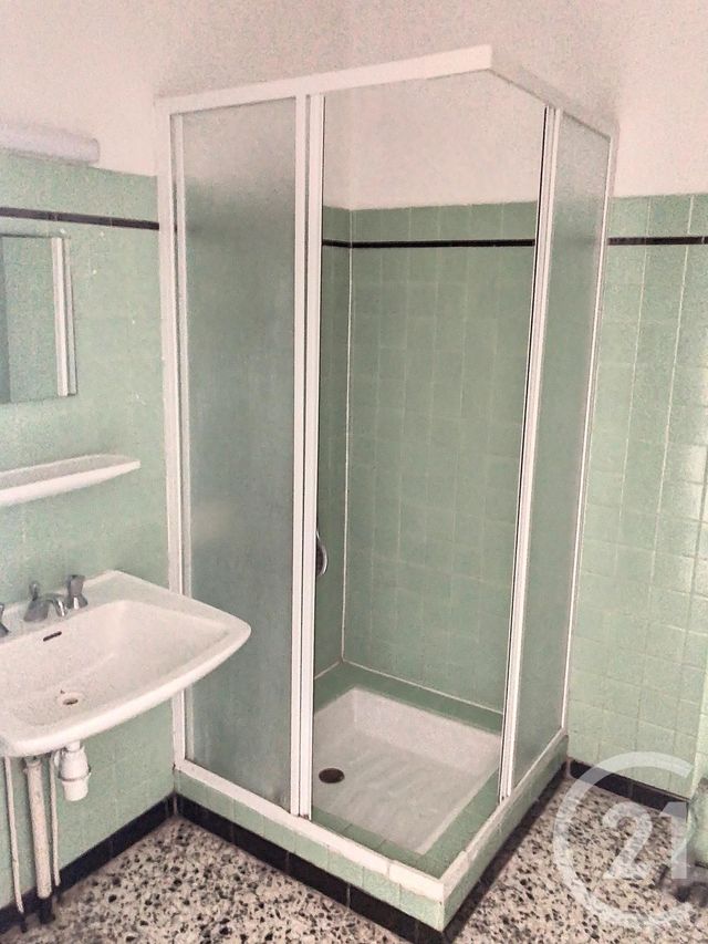 Appartement F4 à louer - 4 pièces - 81.06 m2 - ELNE - 66 - LANGUEDOC-ROUSSILLON - Century 21 Carré D'As Immobilier